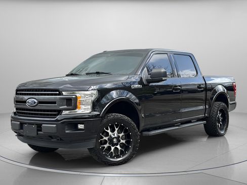 Used 2020 Ford F150 XLT w/ Equipment Group 302A Luxury AWD/4WD image 2