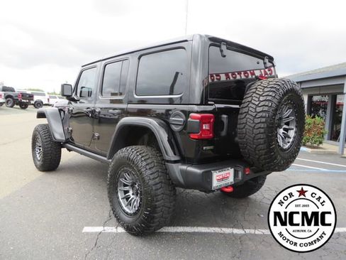 Used 2021 Jeep Wrangler Unlimited Rubicon AWD/4WD image 3