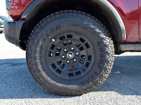 New 2026 Ford Bronco Badlands image 25