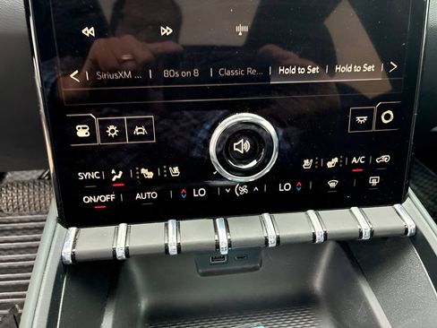 Used 2026 GMC Terrain AT4 w/ Convenience Package III AWD/4WD image 31