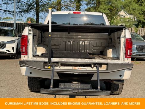 Used 2017 Ford F150 Platinum w/ Equipment Group 701A Luxury AWD/4WD image 24