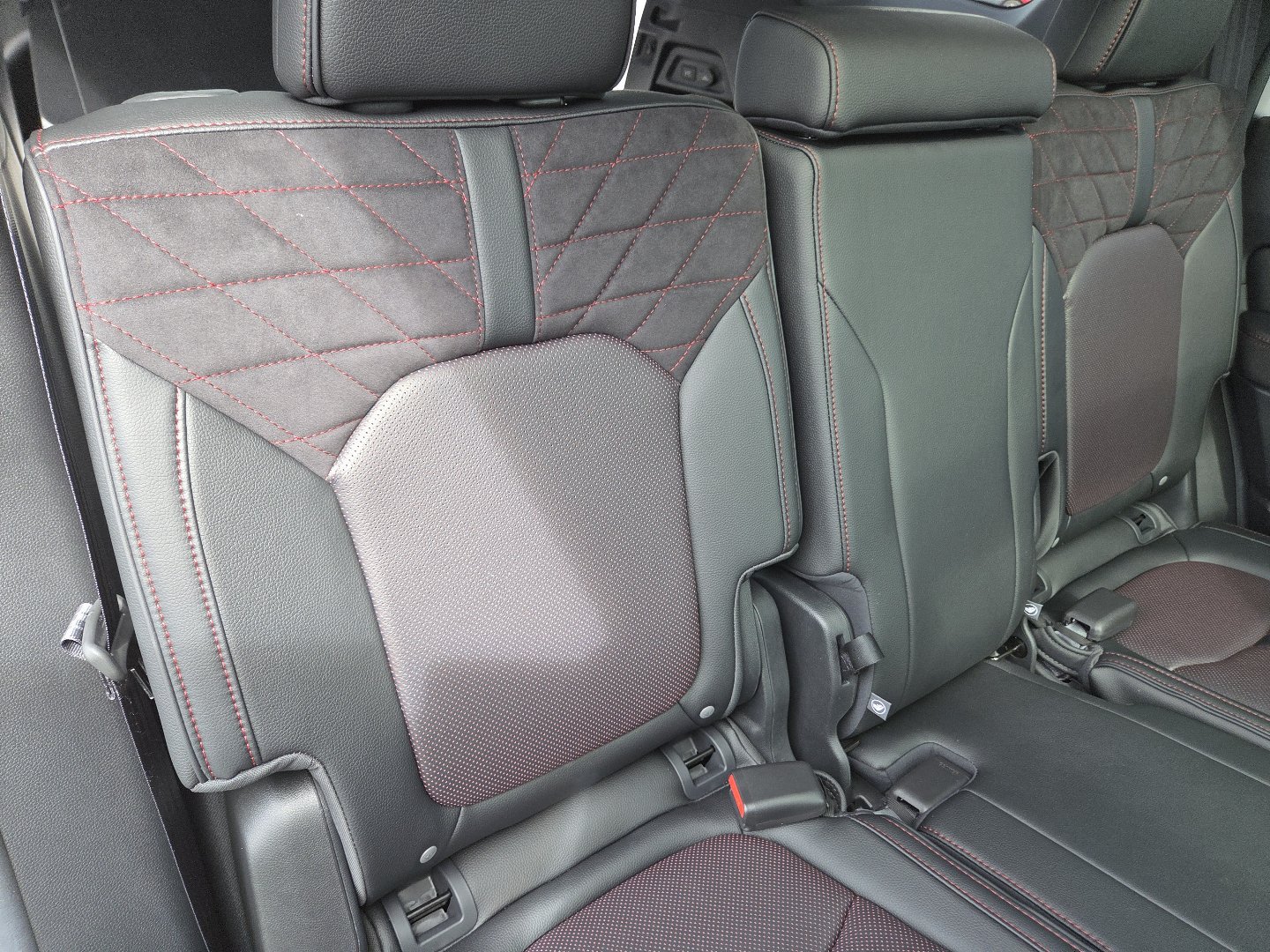 Certified 2026 Honda Pilot Black Edition image 21