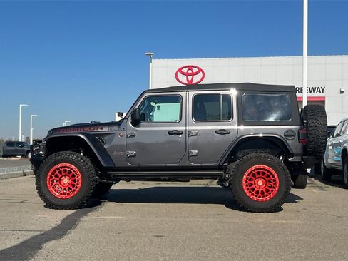 Used 2021 Jeep Wrangler Unlimited Rubicon image 9