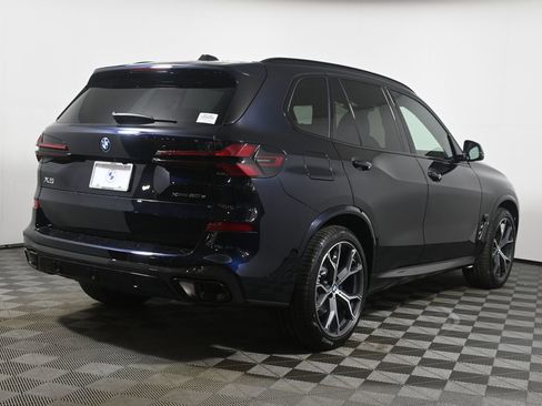 New 2026 BMW X5 xDrive50e w/ M Sport Package AWD/4WD image 7