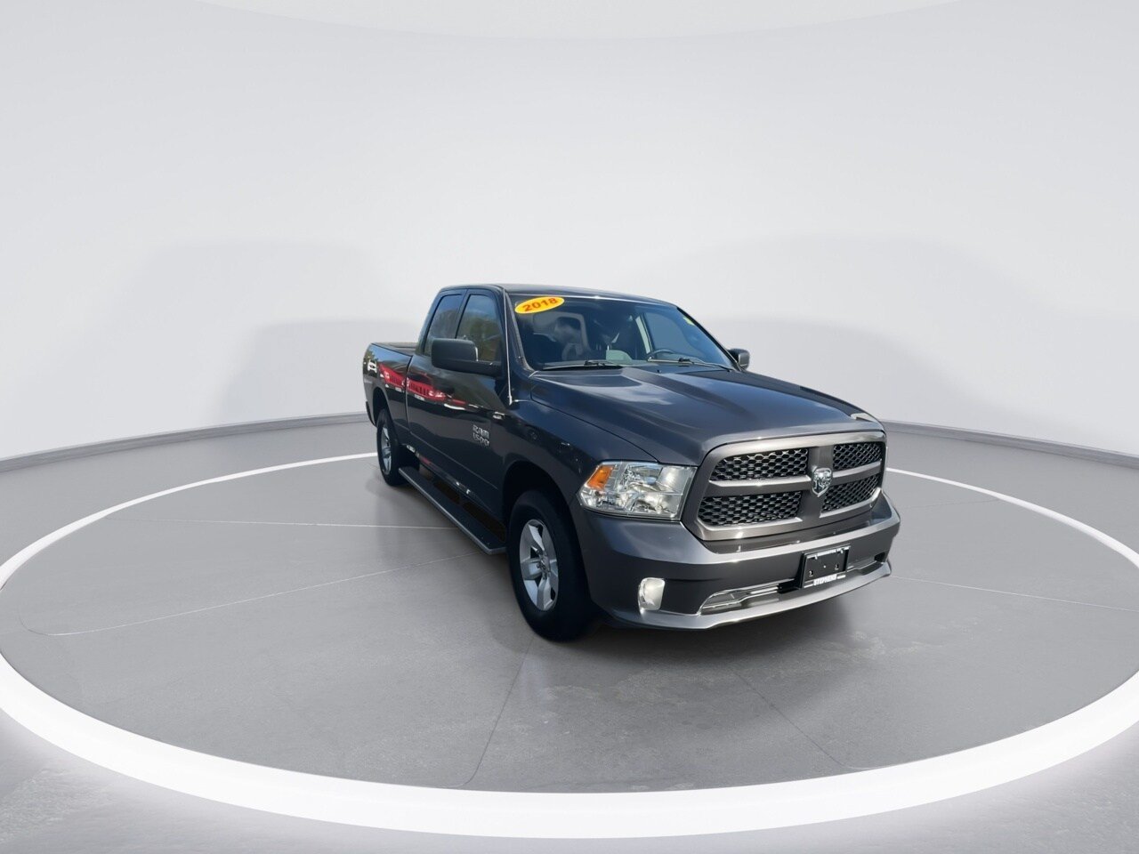 Used 2018 RAM 1500 Express AWD/4WD image 5