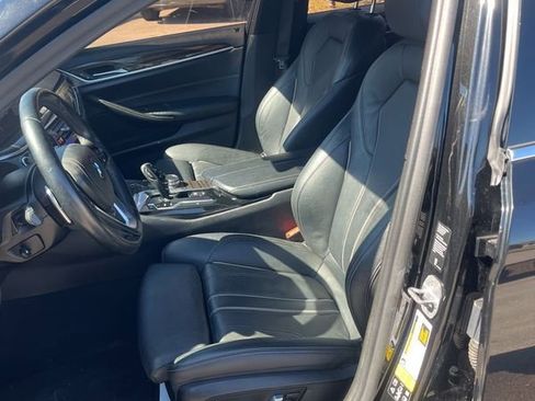 Used 2019 BMW 530i xDrive image 7