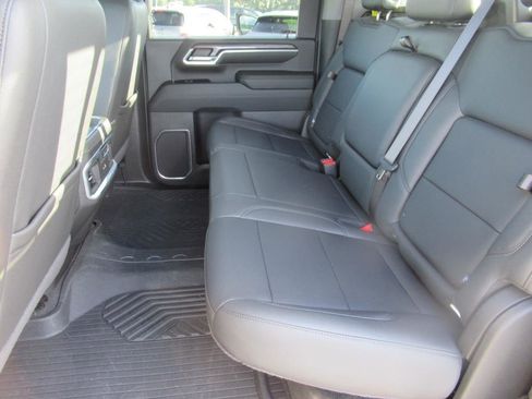 Used 2024 Chevrolet Silverado 2500 LTZ w/ LTZ Plus Package image 33