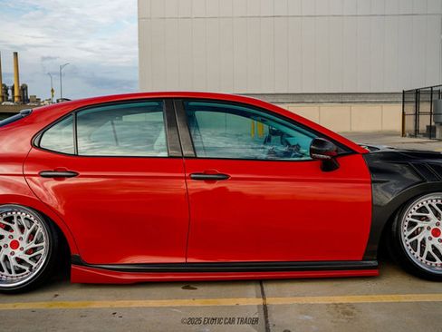 Used 2019 Toyota Camry XSE image 55