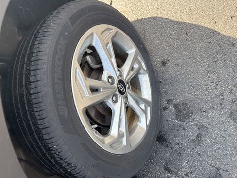 Used 2023 Hyundai Kona SEL w/ Cargo Package image 7