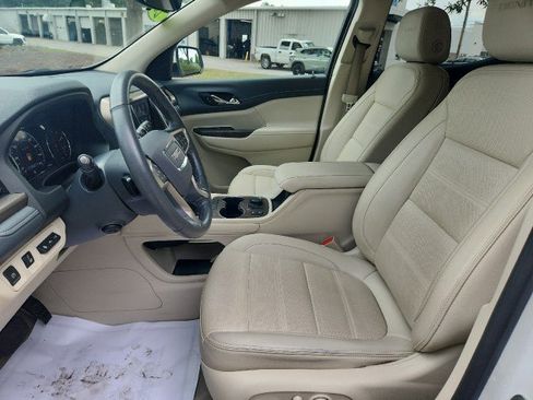 Used 2023 GMC Acadia Denali w/ Denali Technology Package AWD/4WD image 20