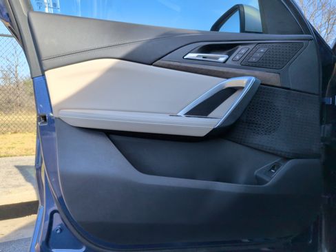 Certified 2023 BMW X1 xDrive28i w/ Convenience Package image 27