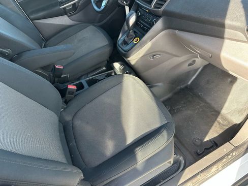 Used 2020 Ford Transit Connect XL FWD image 17