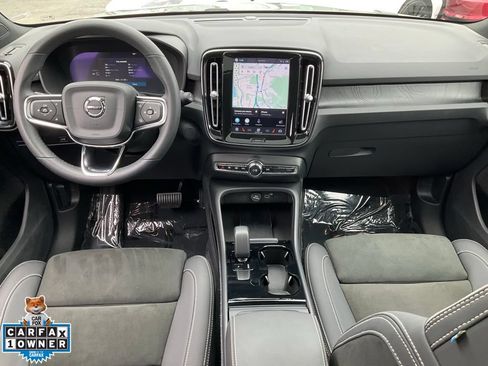 Used 2023 Volvo XC40 Recharge Plus w/ Protection Package Premier AWD/4WD image 37