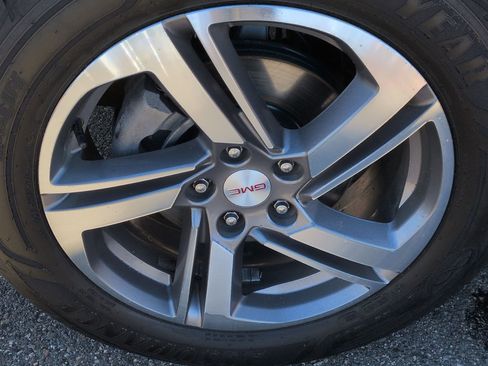 Used 2019 GMC Terrain SLT w/ Preferred Package image 13