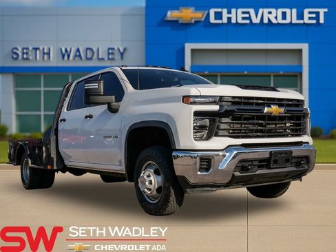 Used 2024 Chevrolet Silverado 3500 W/T w/ WT Convenience Package AWD/4WD image 1
