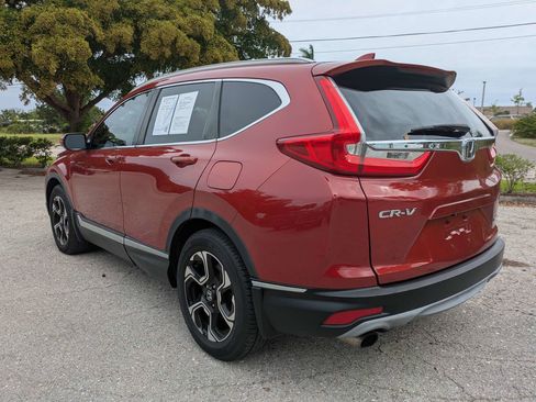 Used 2018 Honda CR-V Touring image 7