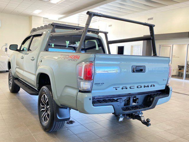 Used 2023 Toyota Tacoma TRD Sport w/ Technology Package AWD/4WD image 5