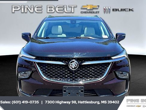 Used 2023 Buick Enclave Avenir w/ Avenir Technology Package AWD/4WD image 3