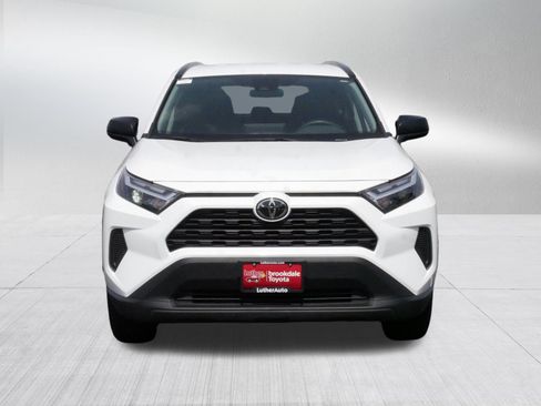 Certified 2025 Toyota RAV4 LE AWD/4WD image 2