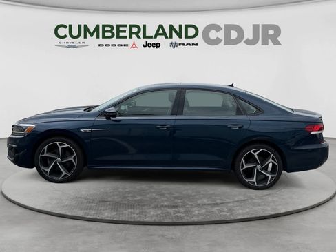 Used 2020 Volkswagen Passat 2.0T R-Line FWD image 3