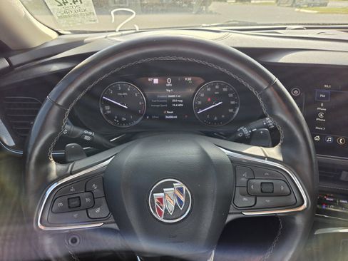 Used 2022 Buick Envision Essence w/ Technology Package I FWD image 11