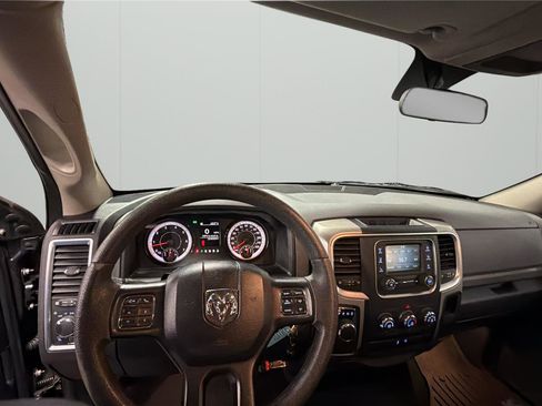 Used 2017 RAM 1500 Classic SLT image 22