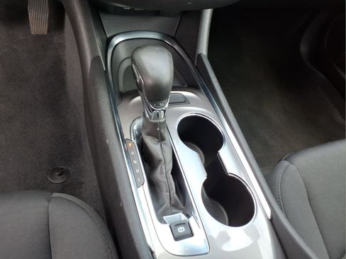 Used 2022 Chevrolet Malibu LT image 24