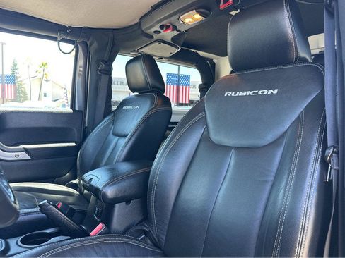 Used 2016 Jeep Wrangler Rubicon AWD/4WD image 7