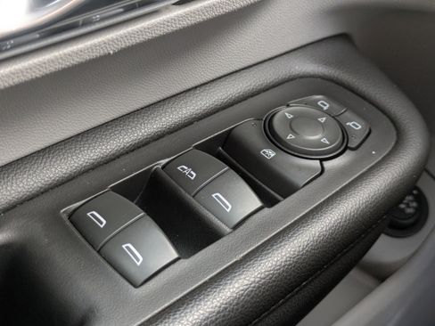 Used 2023 GMC Terrain SLT image 26