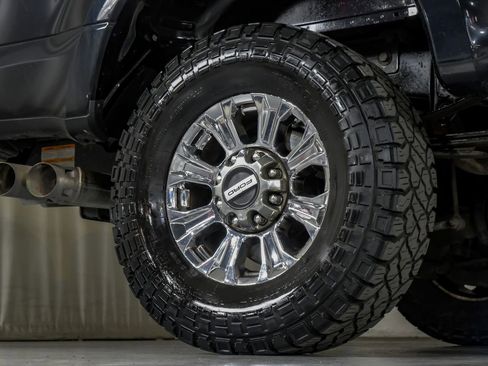 Used 2019 Ford F250 XLT w/ XLT Premium Package image 53