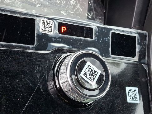 New 2025 Jeep Grand Cherokee L Altitude image 16