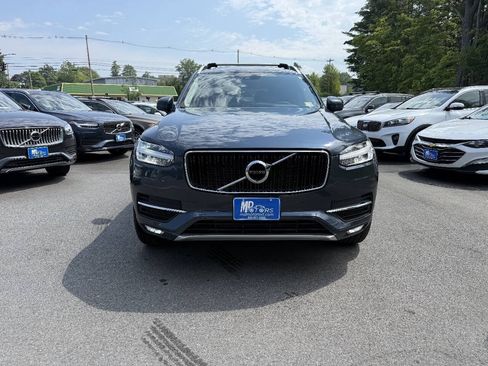 Used 2019 Volvo XC90 T5 Momentum w/ Multimedia Package AWD/4WD image 3