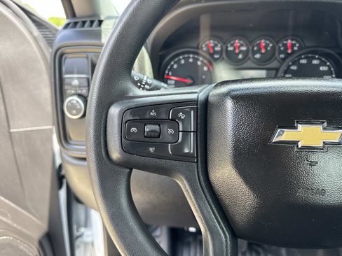 Used 2025 Chevrolet Silverado 1500 W/T RWD image 21