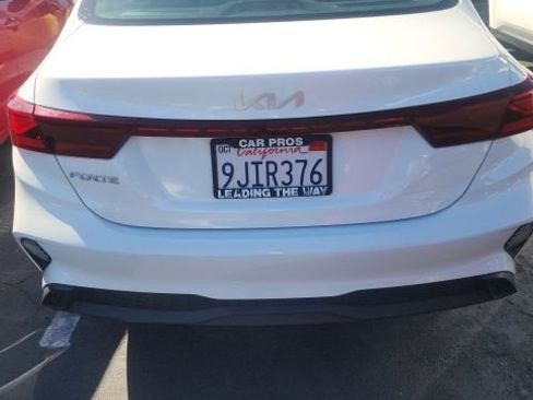 Used 2023 Kia Forte LXS image 3
