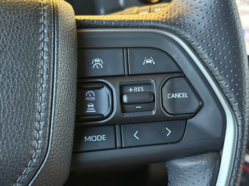 New 2026 Toyota 4Runner TRD Off-Road Premium AWD/4WD image 28