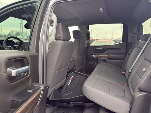 Used 2021 Chevrolet Silverado 1500 RST image 31