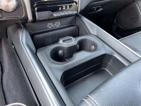 Used 2025 RAM 1500 Laramie AWD/4WD image 32