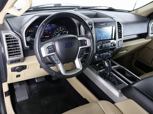 Used 2016 Ford F150 Lariat w/ Equipment Group 502A Luxury image 7