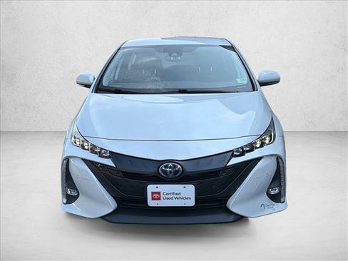 Used 2021 Toyota Prius Prime Limited FWD image 2