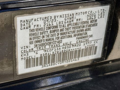 Used 2024 Nissan Sentra SV FWD image 36