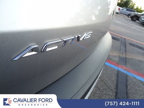 Used 2024 Ford Escape Active w/ Tech Pack #2 AWD/4WD image 13