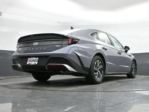 New 2026 Hyundai Sonata Blue FWD image 38