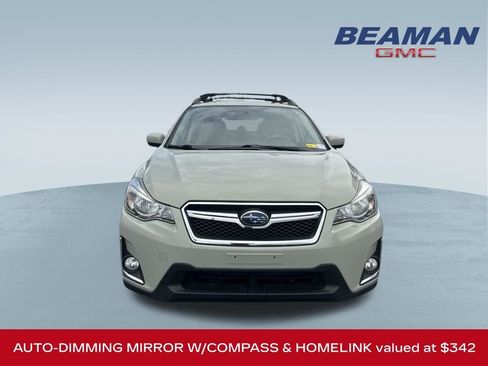 Used 2017 Subaru Crosstrek 2.0i Premium w/ Moonroof Package AWD/4WD image 2