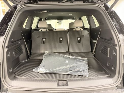 New 2026 GMC Acadia Elevation w/ LPO, Floor Liner Package image 6