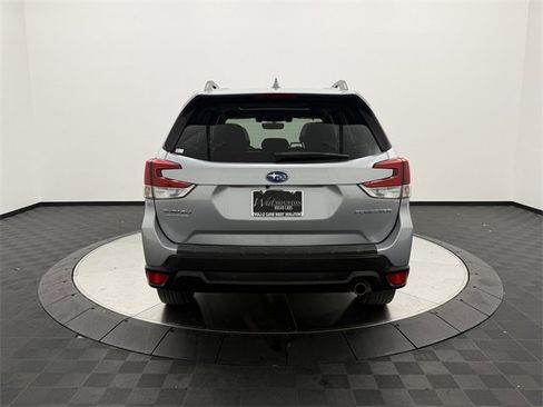 Used 2019 Subaru Forester Limited w/ Popular Package #3 image 6