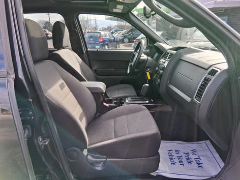 Used 2011 Ford Escape XLT w/ 201A Rapid Spec Order Code image 16