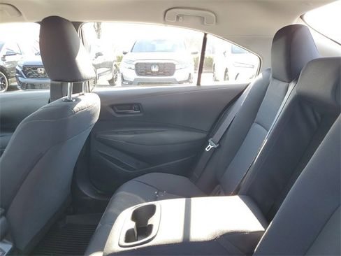Used 2025 Toyota Corolla LE image 11