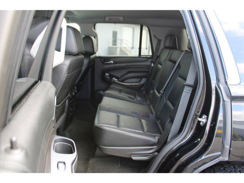 Used 2018 Chevrolet Tahoe LT image 13