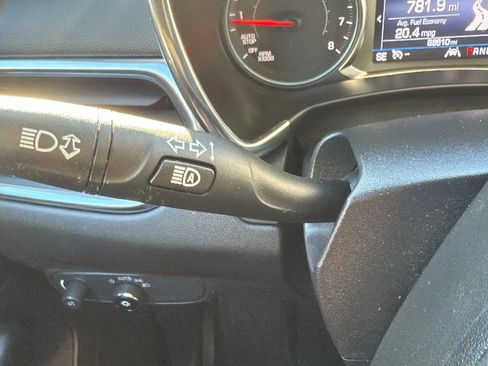 Used 2023 Chevrolet Equinox LT w/ LPO, Floor Liner Package image 14