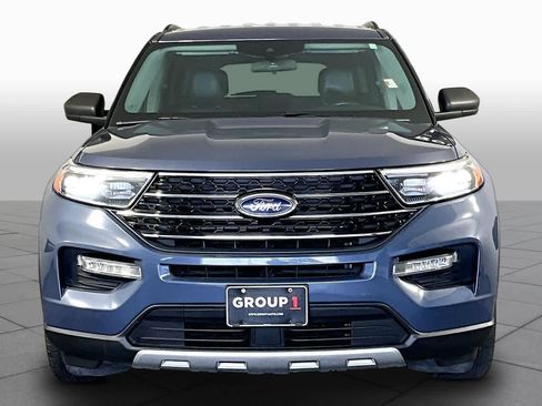 Used 2021 Ford Explorer XLT w/ Equipment Group 202A RWD image 4